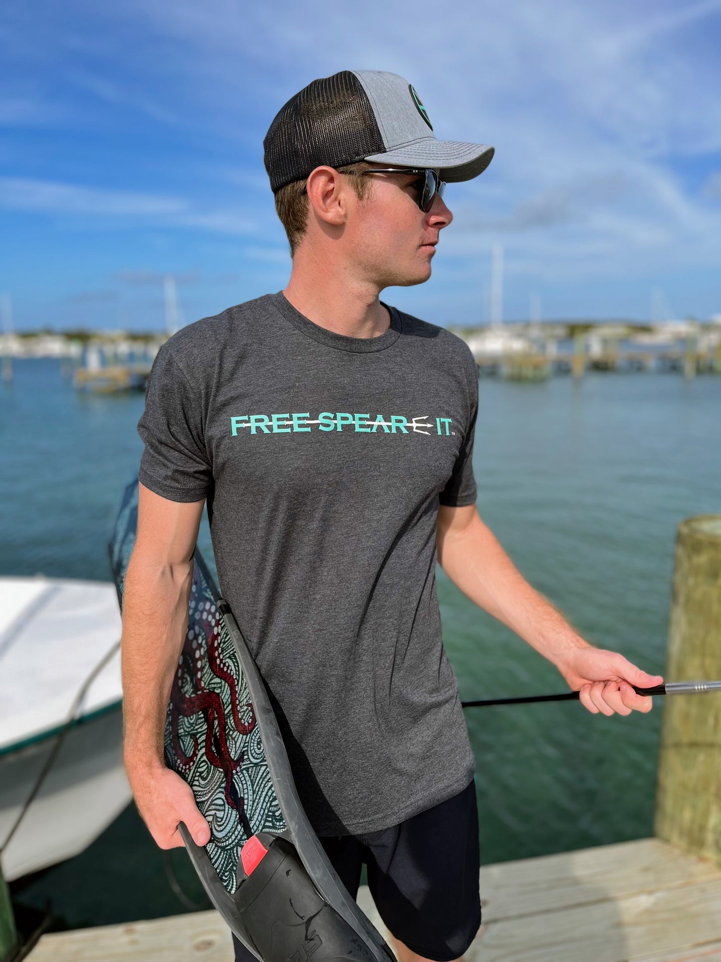 Free Spear-It Short-Sleeve T-Shirt ~ Charcoal Grey