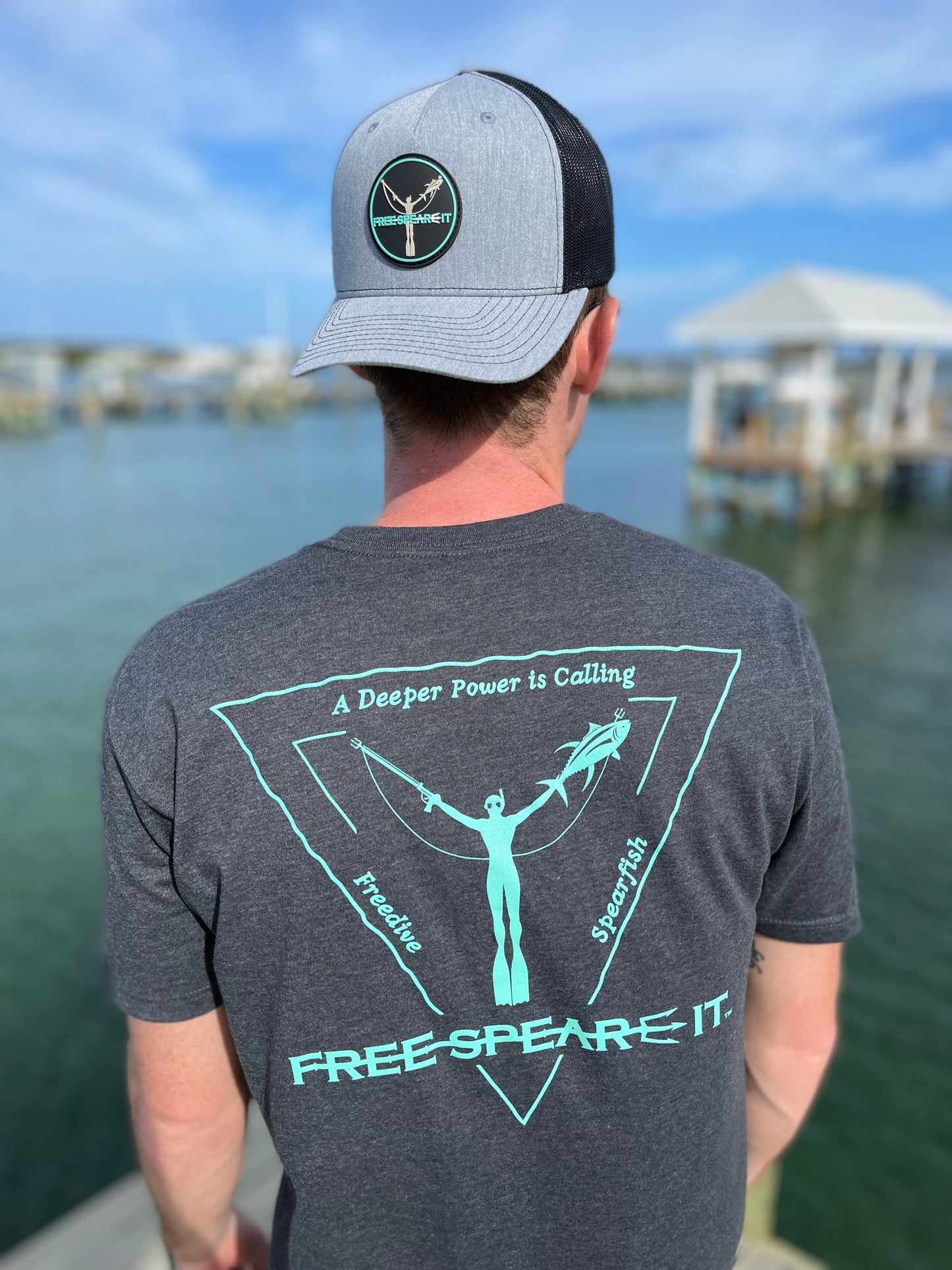 Free Spear-It Short-Sleeve T-Shirt ~ Charcoal Grey